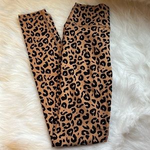 NWOT White Fox Boutique Leopard Leggings